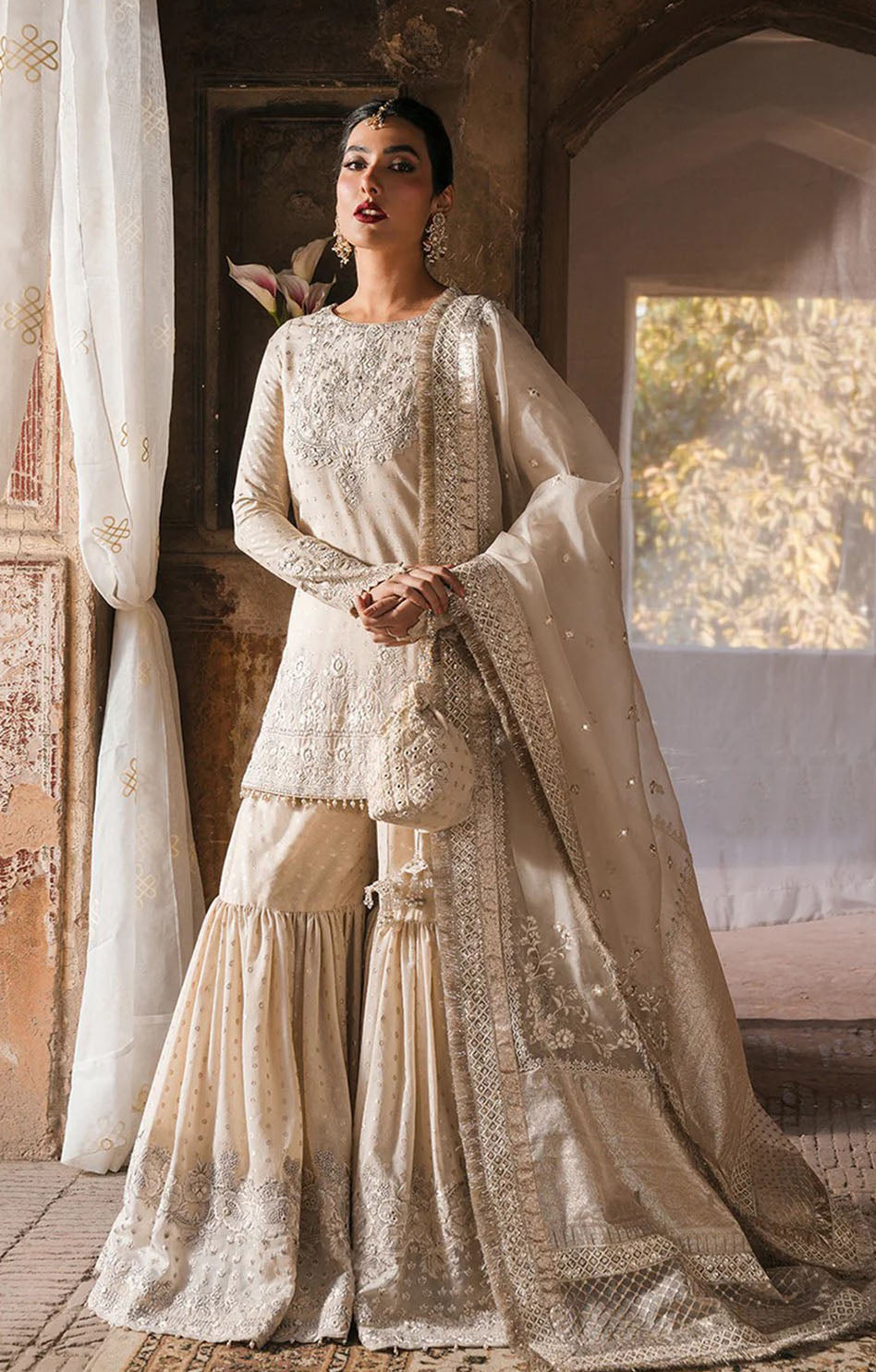 FAIZA SAQLAIN TASSEL SILK DEVINA