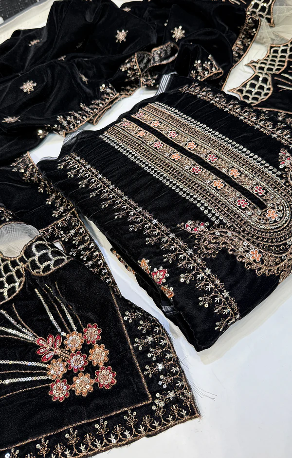 MARIA.B VELVET 01 BLACK