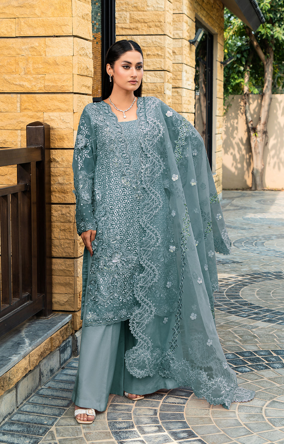 LAILA MISHRA ORGANZA AMAL