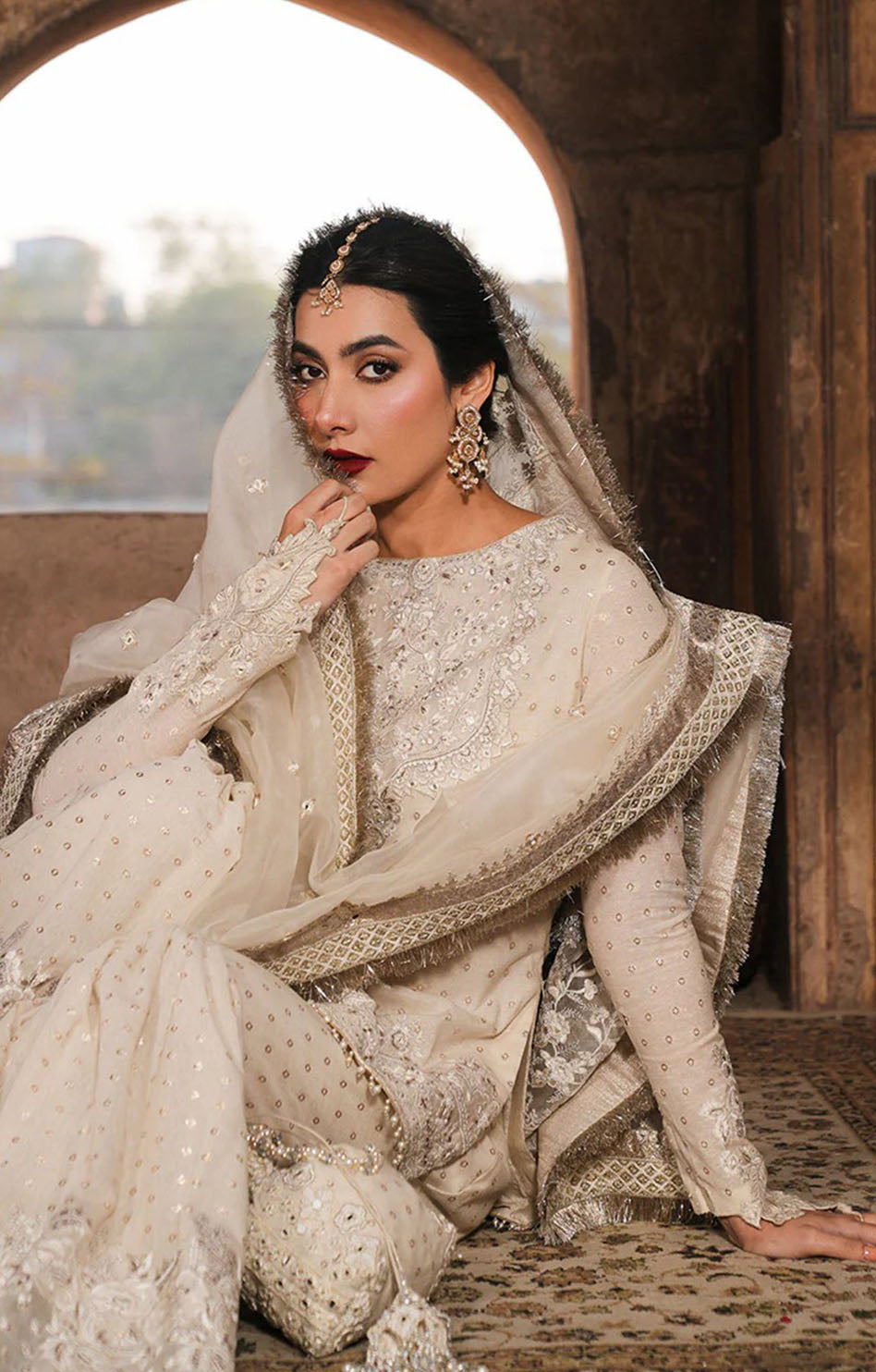FAIZA SAQLAIN TASSEL SILK DEVINA