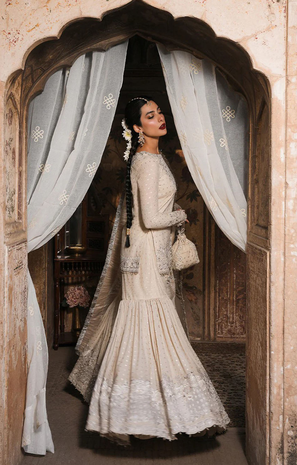 FAIZA SAQLAIN TASSEL SILK DEVINA